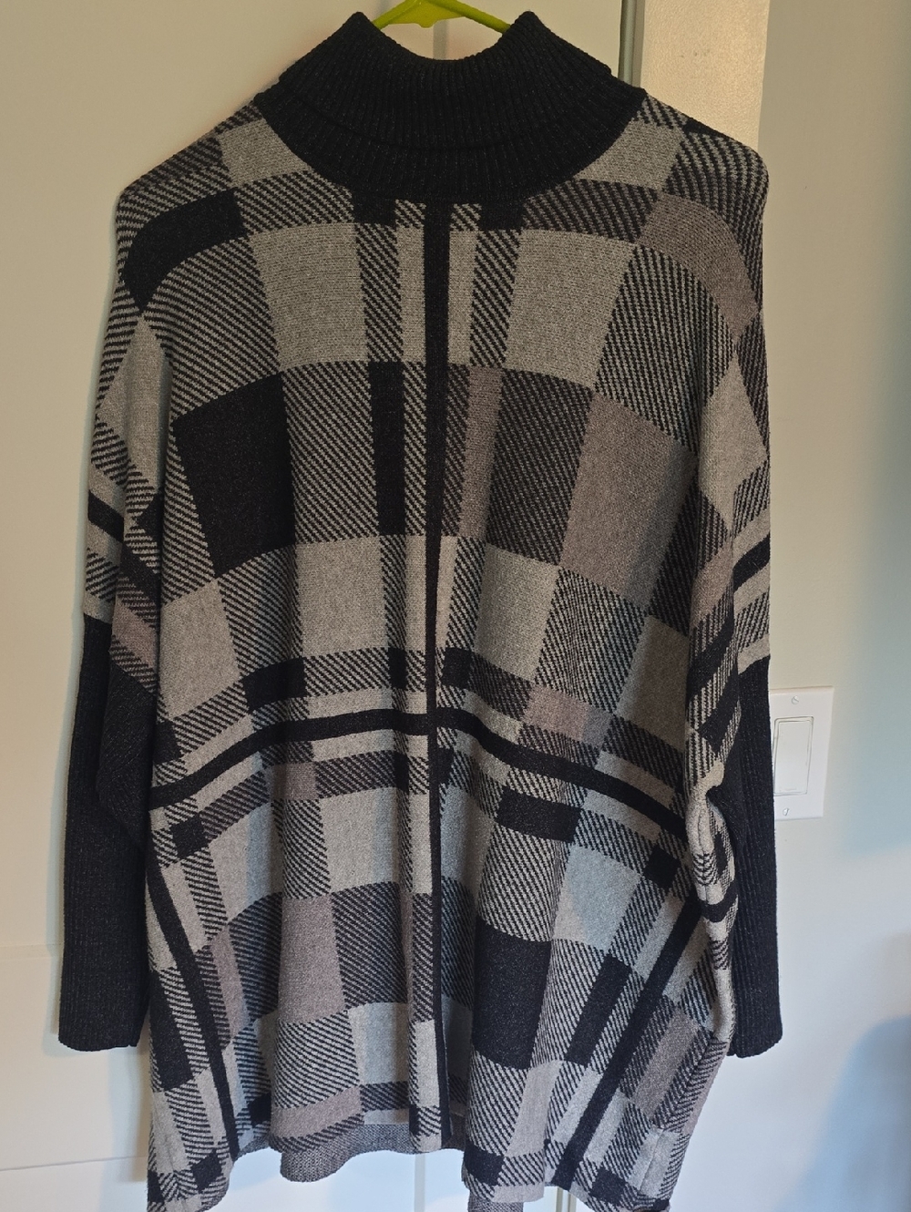 Joseph Black & Gray Plaid Turtleneck Sweater